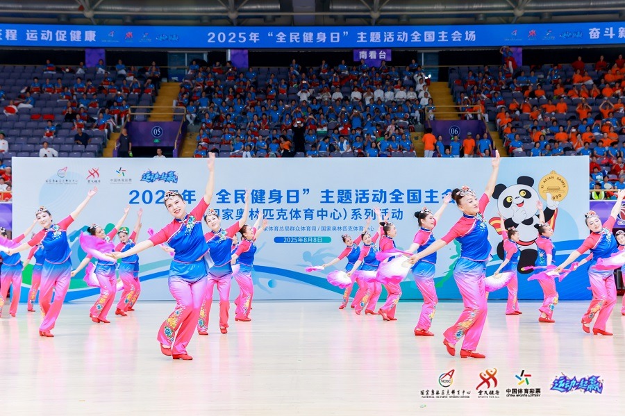 神经反馈：利用虚拟现实辅助技术重现赌博情境以进行脱敏治疗的研究。（基于虚拟现实的赌博情境再现与脱敏治疗：神经反馈干预研究）